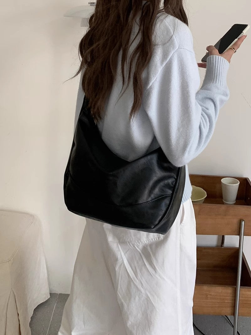 Female Retro Casual Large Capacity Single Shoulder Crossbody Bag