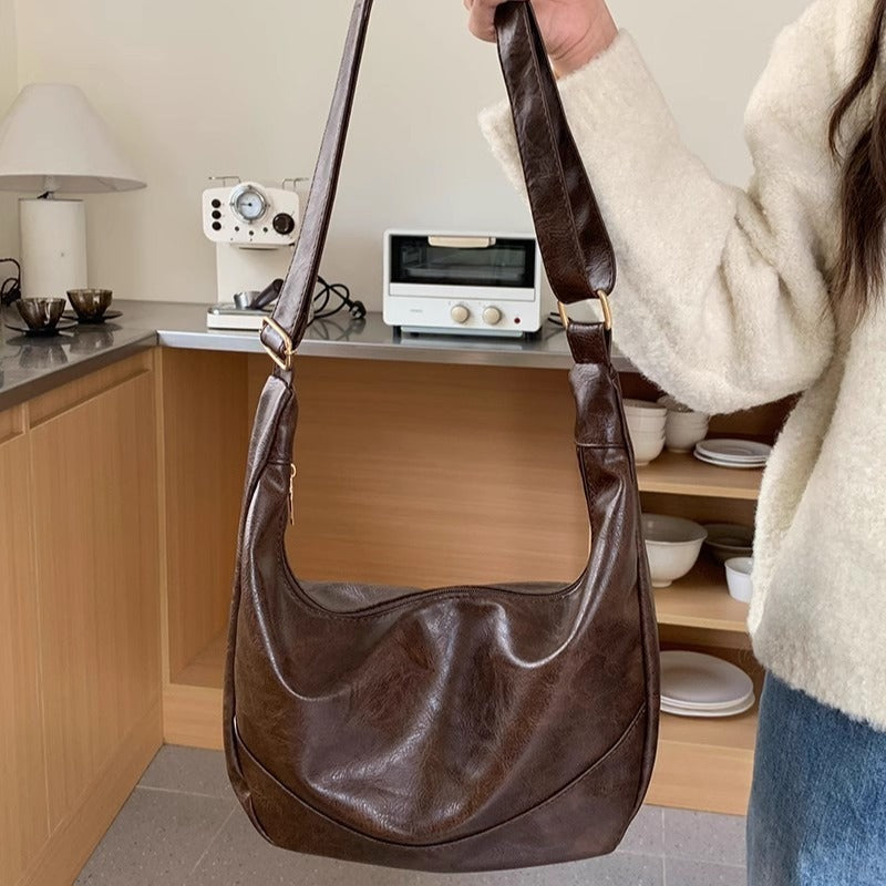 Female Retro Casual Large Capacity Single Shoulder Crossbody Bag