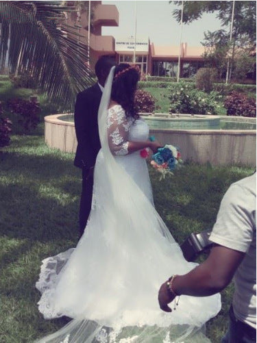 Women's Elegant And Simple Lace White Veil