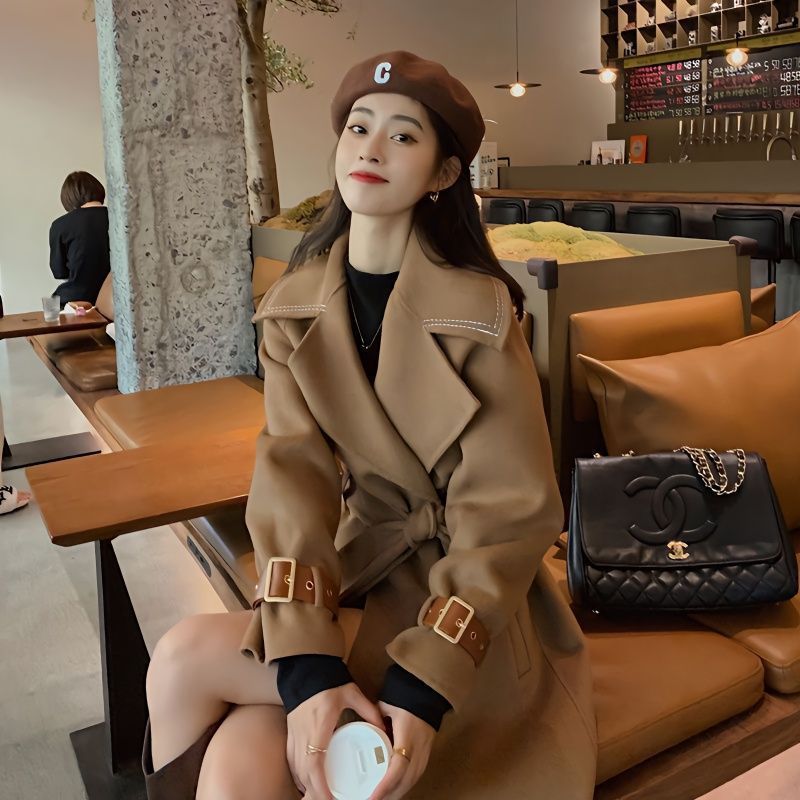 Mid-length Women's Elegant Woolen Overcoat