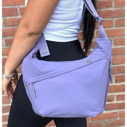Adjustable Shoulder Strap And Modern Design
