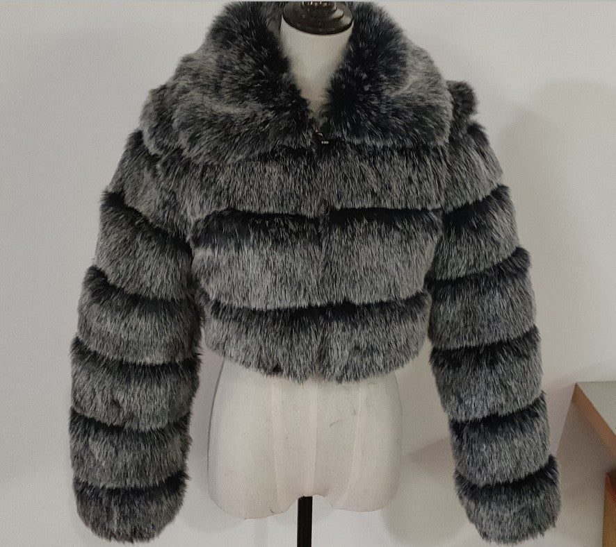 Women's Fur Coat Fox Fur Stitching Short Lapel Long Sleeve Coat