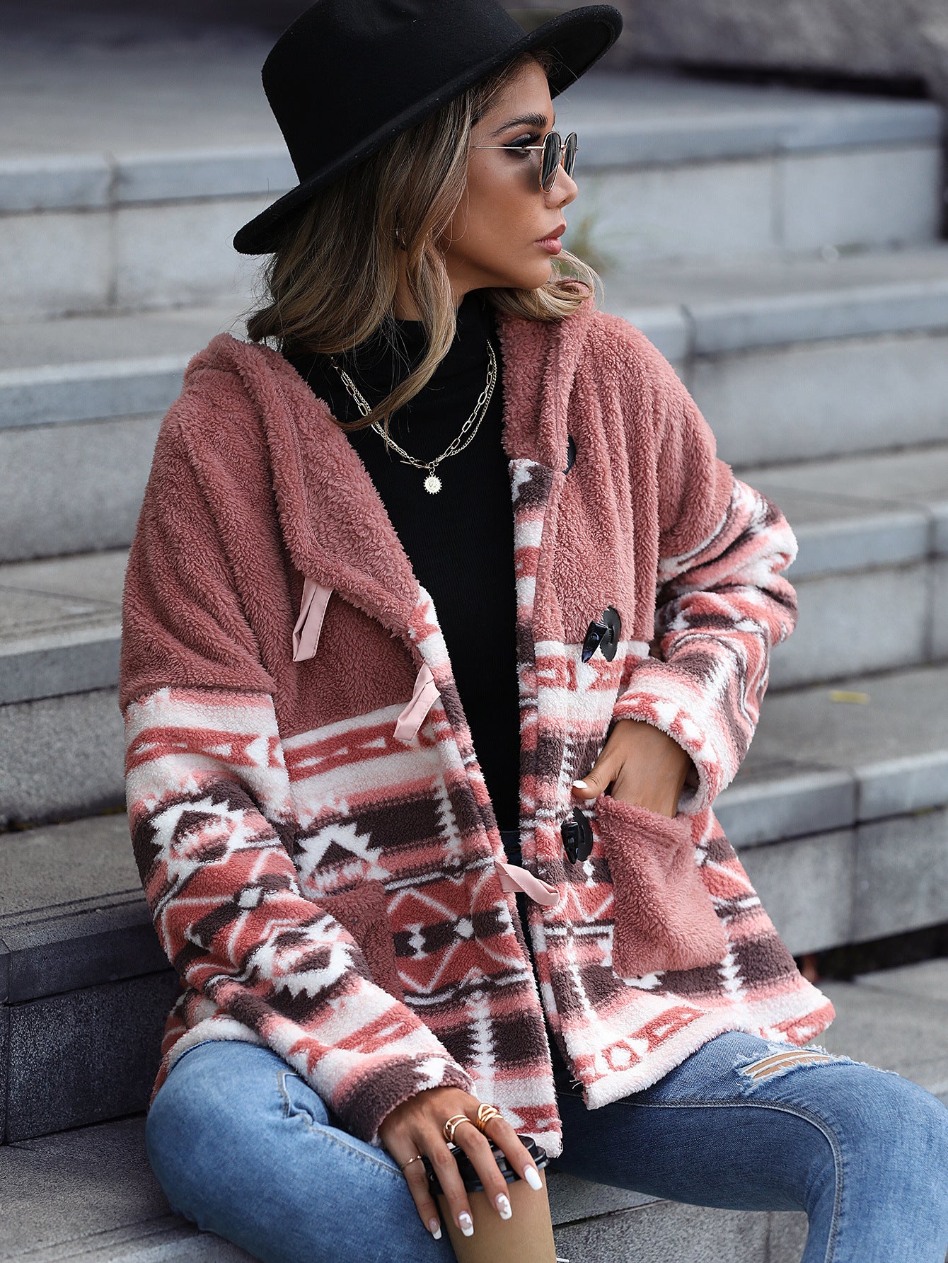 New Casual Women's Hooded Long-sleeve Geometric Horn Button Jacket
