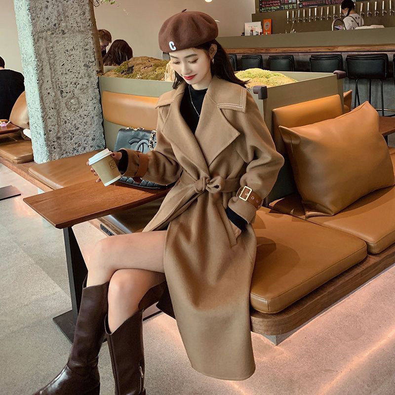 Mid-length Women's Elegant Woolen Overcoat
