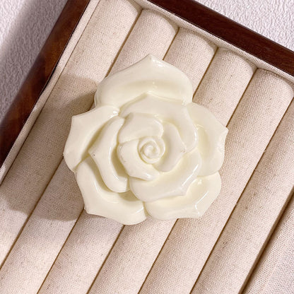 Elegant Retro Three-dimensional Rose Grip Camellia Back Head Half Tie Hairpin