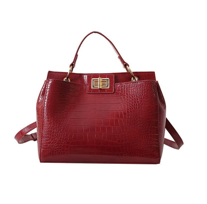 Large Capacity Simple Stylish Good Texture Commuter Messenger Bag